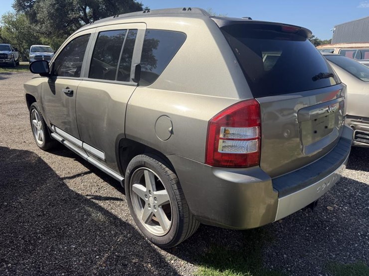 2008-jeep-compass-limited-image-8