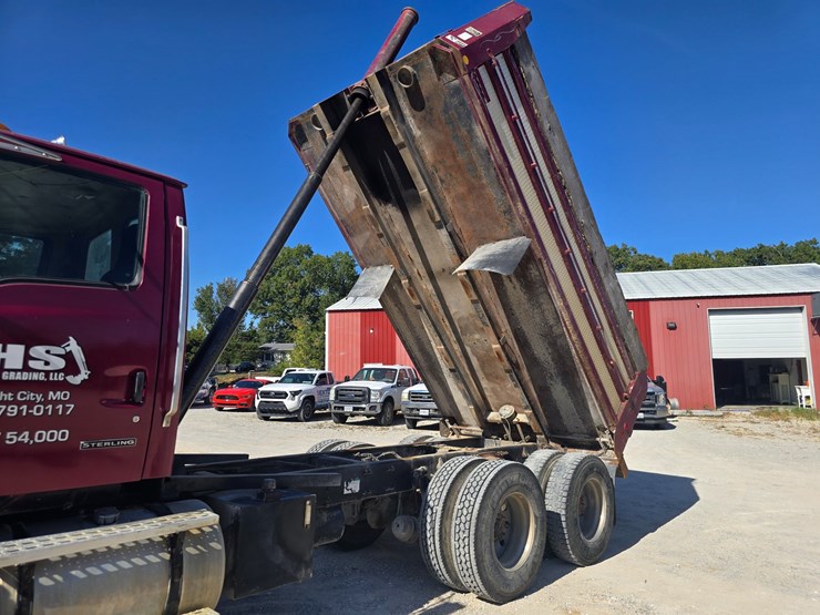 2001-sterling-l8500-image-20