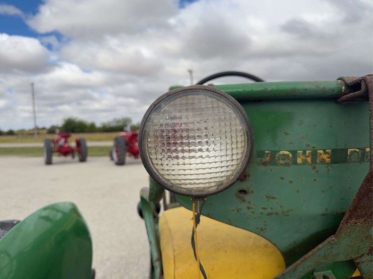 john-deere-720-image-36