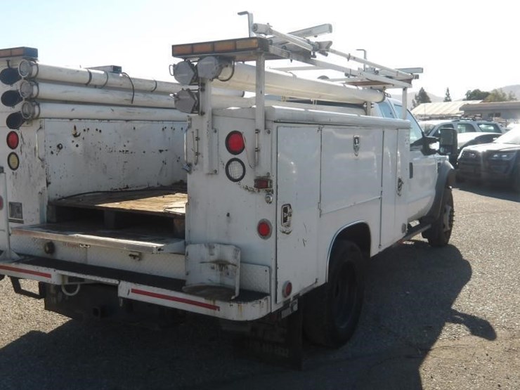 2010-ford-f450-image-3
