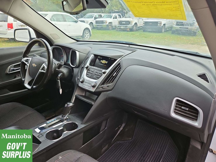 2017-chevrolet-equinox-image-31