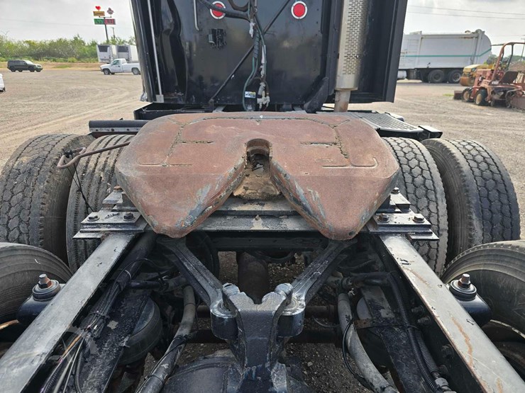 2006-kenworth-t600-image-13