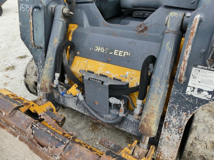 deere-317g-image-11