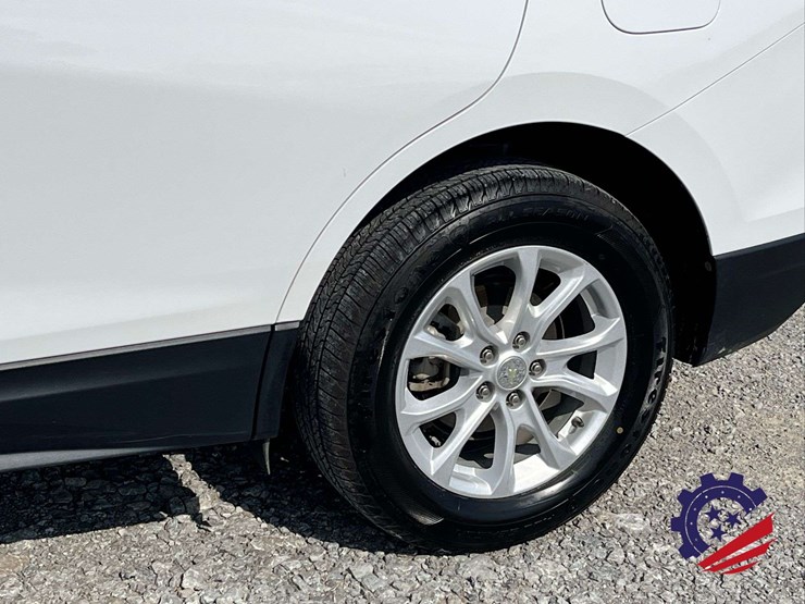 2020-chevrolet-equinox-ls-image-8