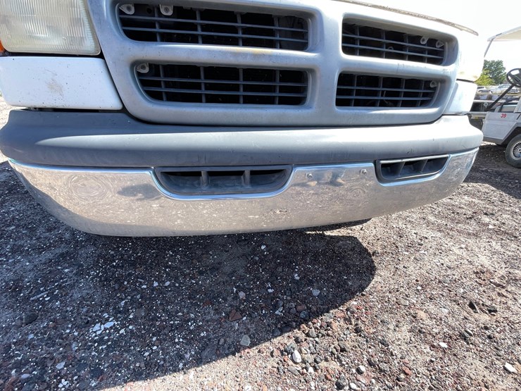 #2753-•-2000-dodge-ram-(title-in-delay)-image-45