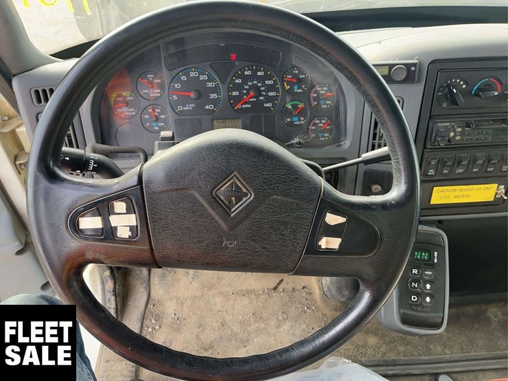 2007-international-workstar-7500-image-15