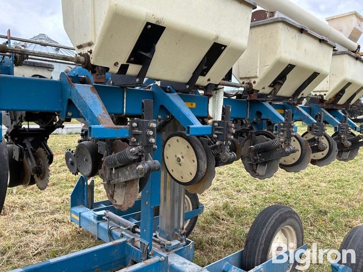 kinze-3500-image-16