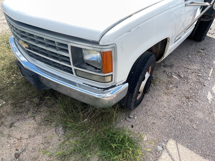 #2773-•-1991-chevrolet-stake-truck-(has-nm-title)(offsite-at-nmsu)-image-17