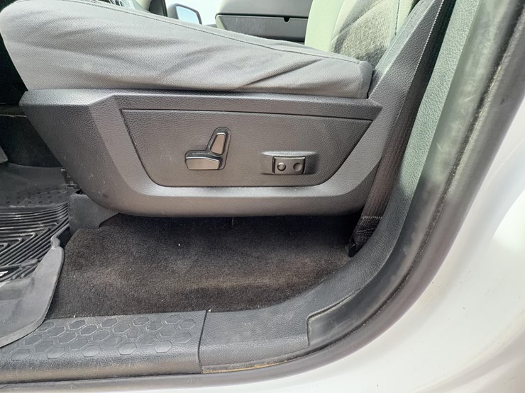 2014-dodge-1500-image-42
