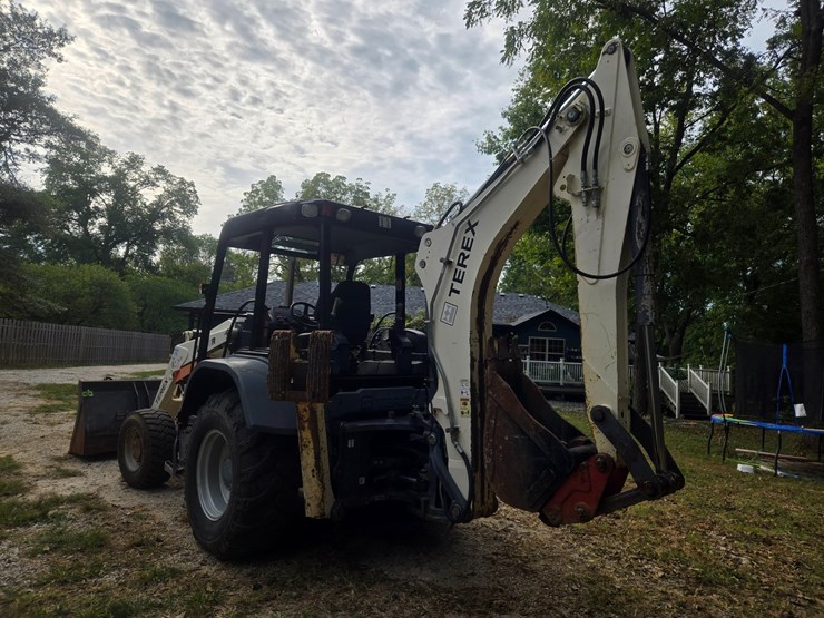 terex-tlb840r-image-7