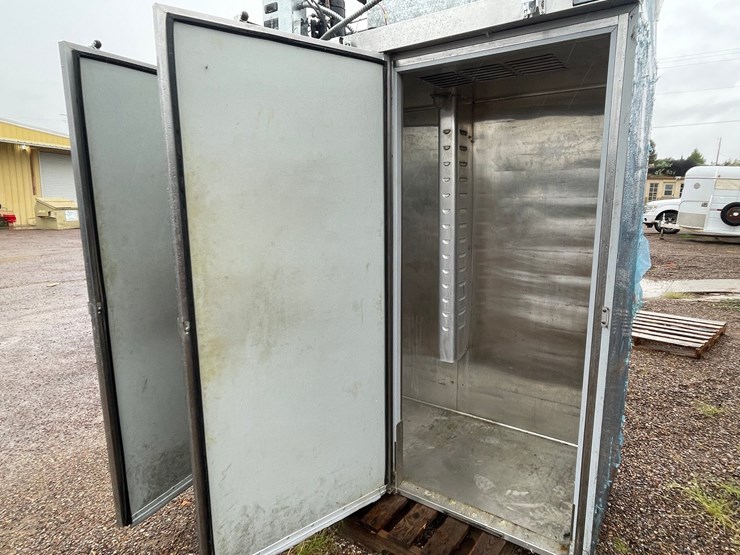 #4674-•-hobart-commercial-freezer-and-fridge-image-22
