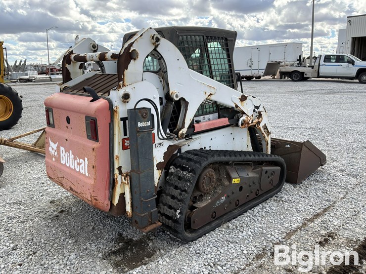 2012-bobcat-t190-image-5