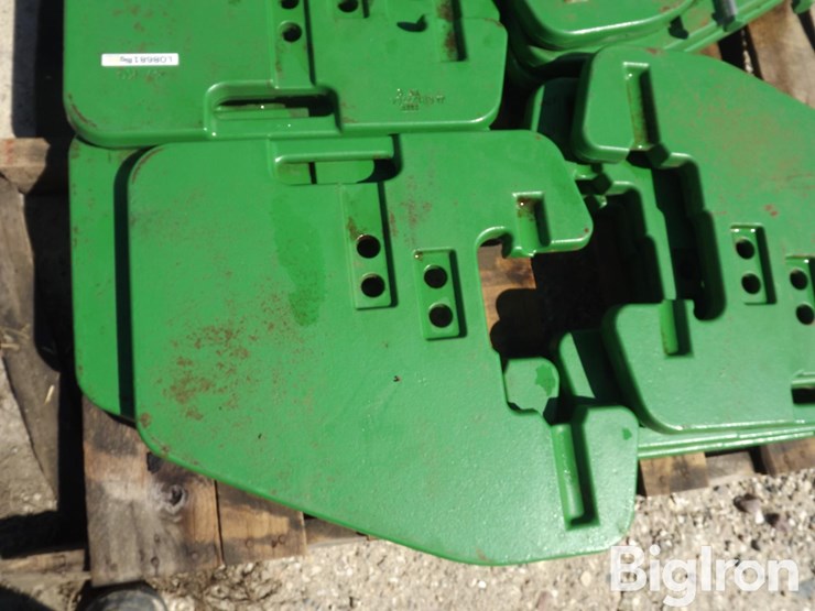 john-deere-suitcase-weights-image-14