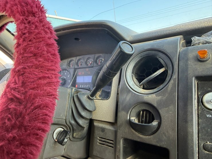 2010-ford-f150-image-53