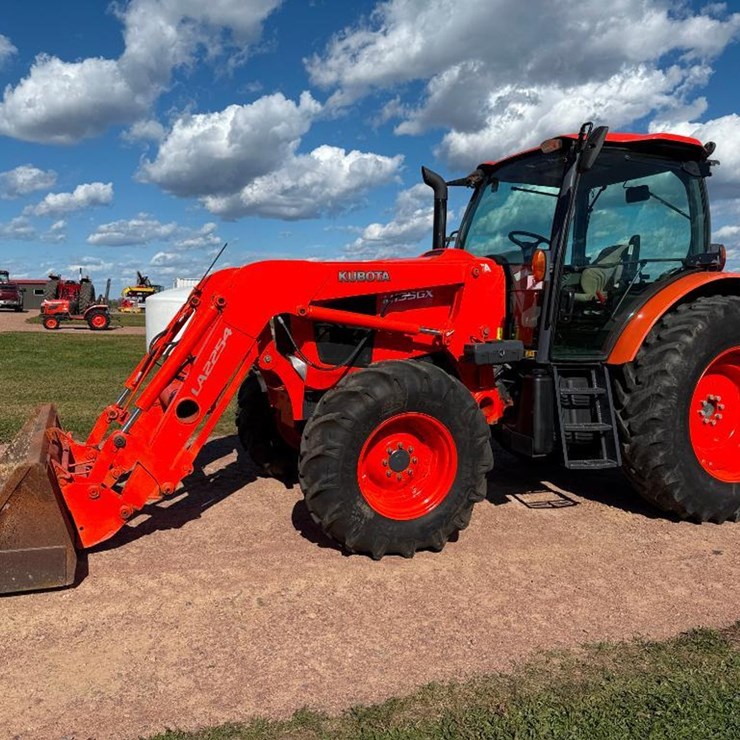 KUBOTA M135GX