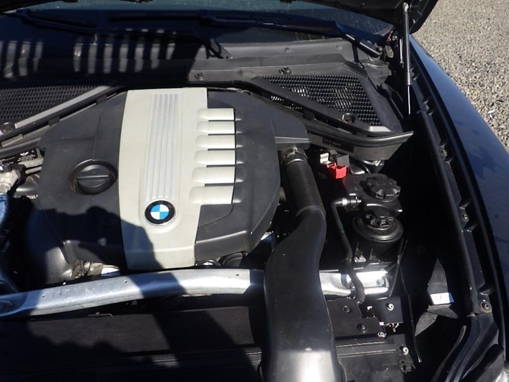 2011-bmw-x5-image-14