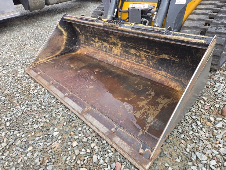 deere-317g-image-10