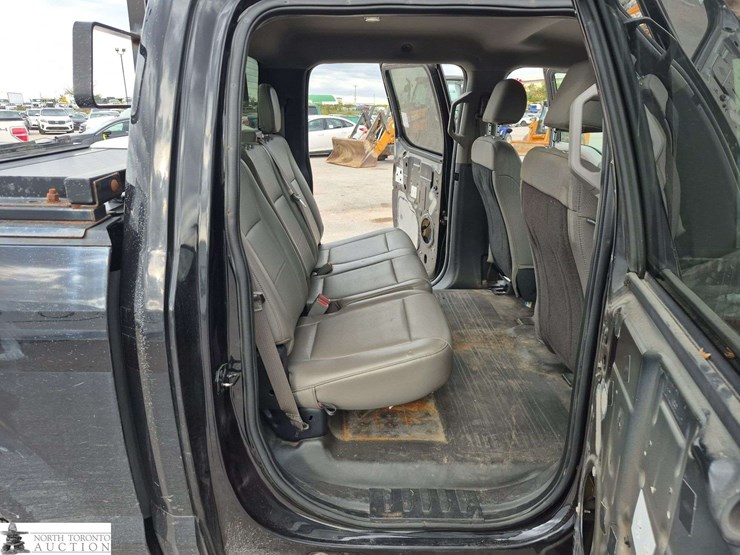 2019-ford-f150-image-26