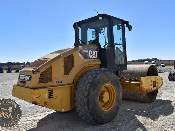 2009-caterpillar-cs56-image-7