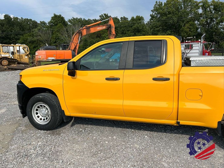 2019-chevrolet-silverado-1500-image-17
