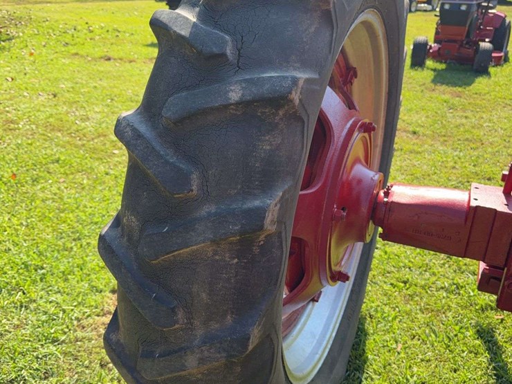 farmall-super-m-image-19