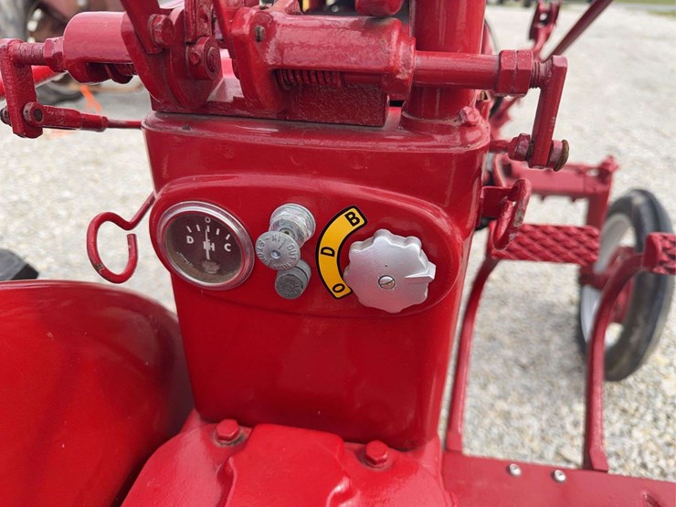 farmall-130-hi-clear-image-44