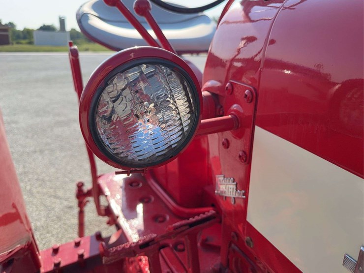 farmall-350-image-24