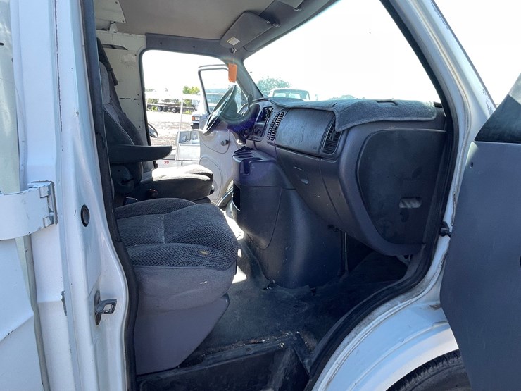 #2753-•-2000-dodge-ram-(title-in-delay)-image-54