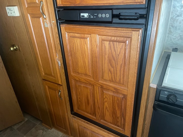 #1276-•-1998-jayco-eagle-304-camper-(has-mn-title)-image-102