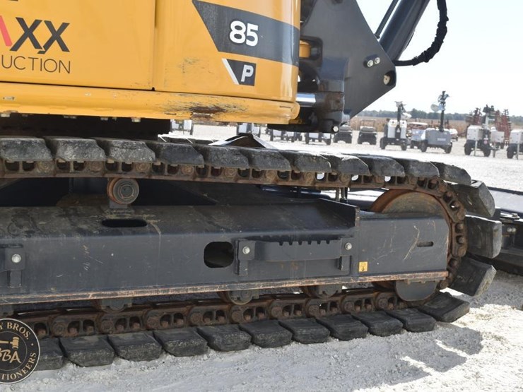 2023-deere-85-p-tier-image-52