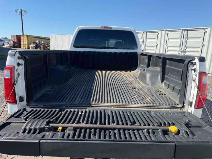 2010-ford-f350-xl-image-13