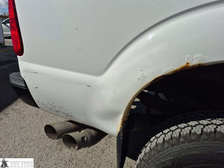 2015-ford-f350-image-26