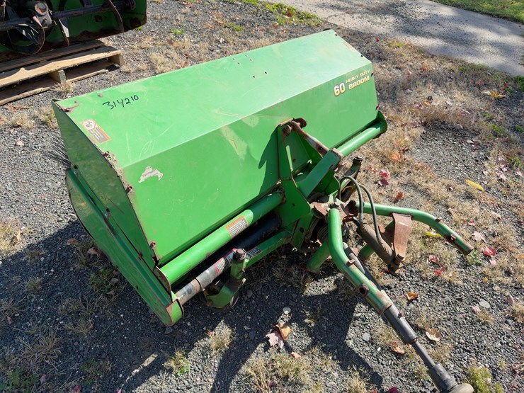 john-deere-1575-image-9