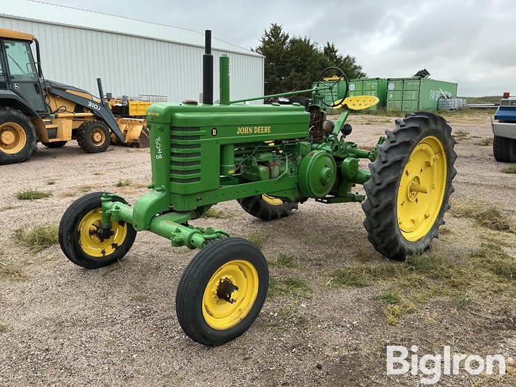1945-john-deere-b-image-1
