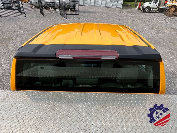 2019-chevrolet-silverado-1500-image-30