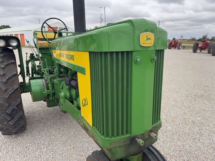 john-deere-620-image-12