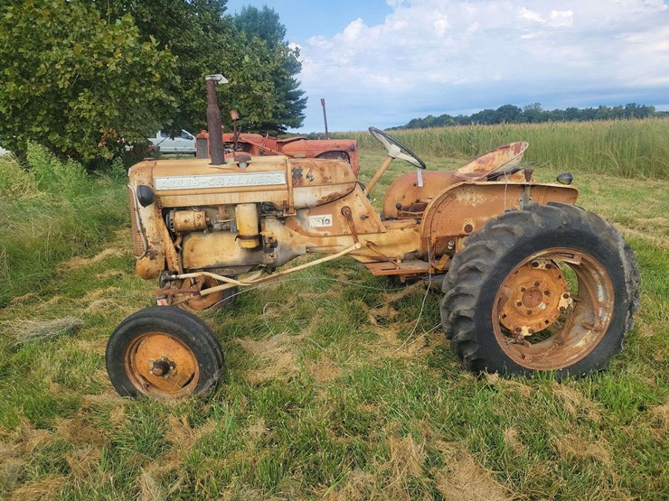 allis-chalmers-d10-tractor-image-3