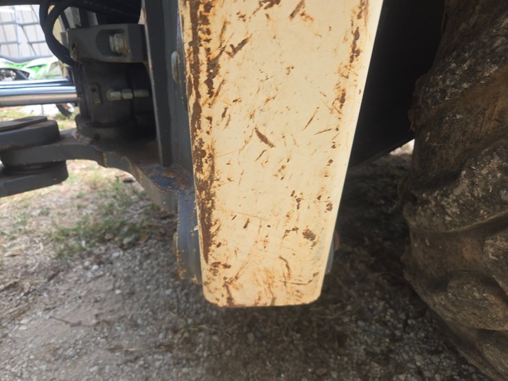 terex-tlb840r-image-76