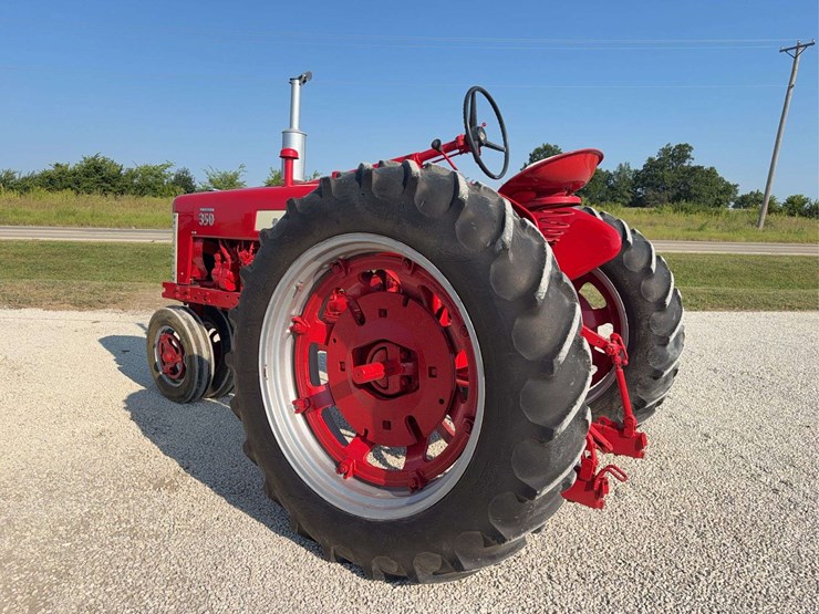 farmall-350-image-3