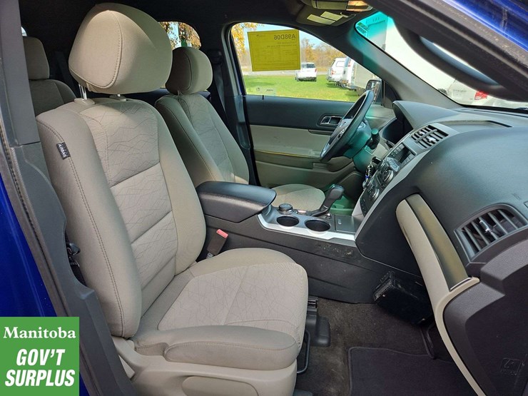 2013-ford-explorer-image-33