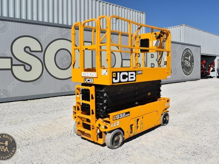 2018-jcb-s3246e-image-2