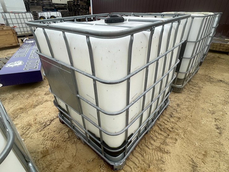 #3041-•-caged-poly-water-totes-image-4