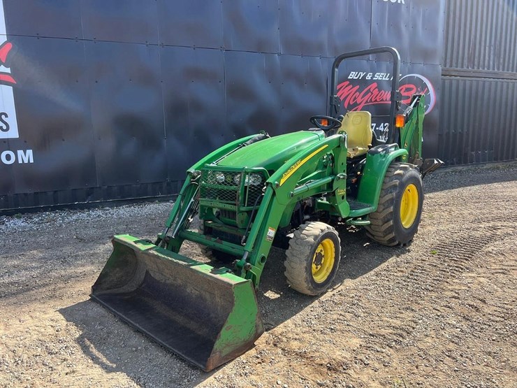 john-deere-3120-image-2