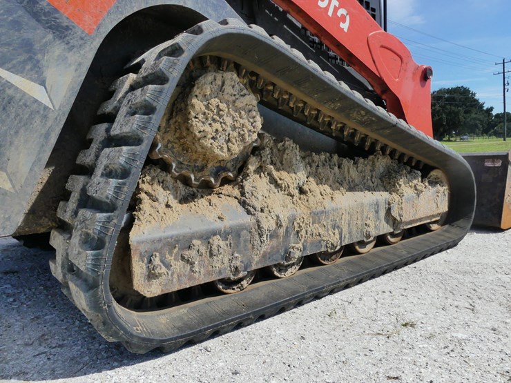kubota-svl97-2-image-5