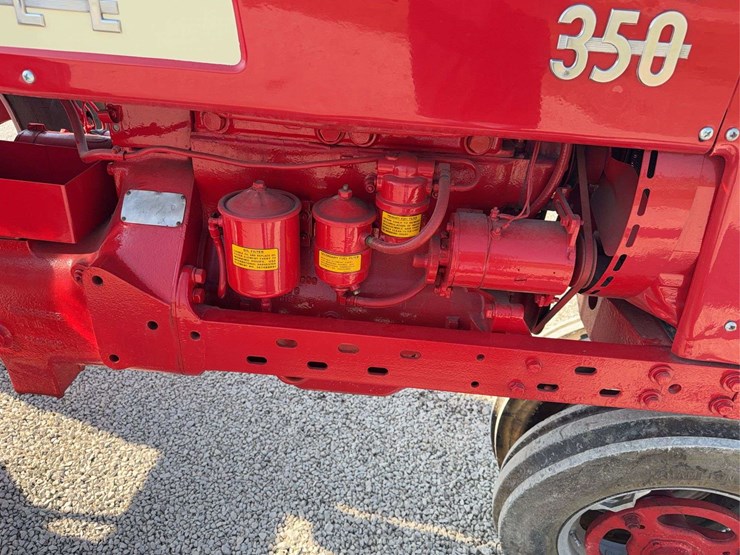 farmall-350-image-17