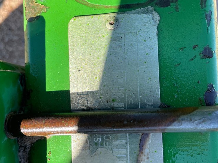 john-deere-702-image-9