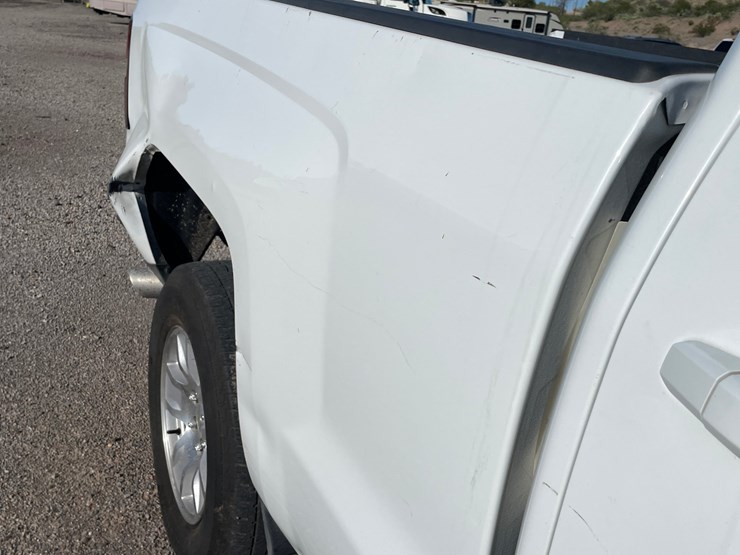 #2754-•-2015-chevrolet-silverado-(title-in-delay)-image-92
