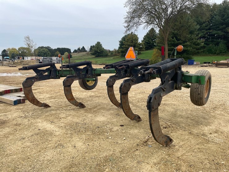 john-deere-915-image-1