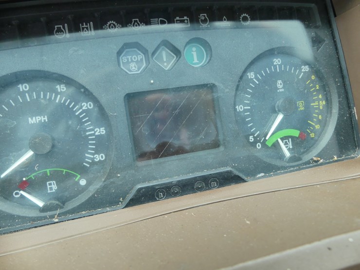john-deere-6420-image-14