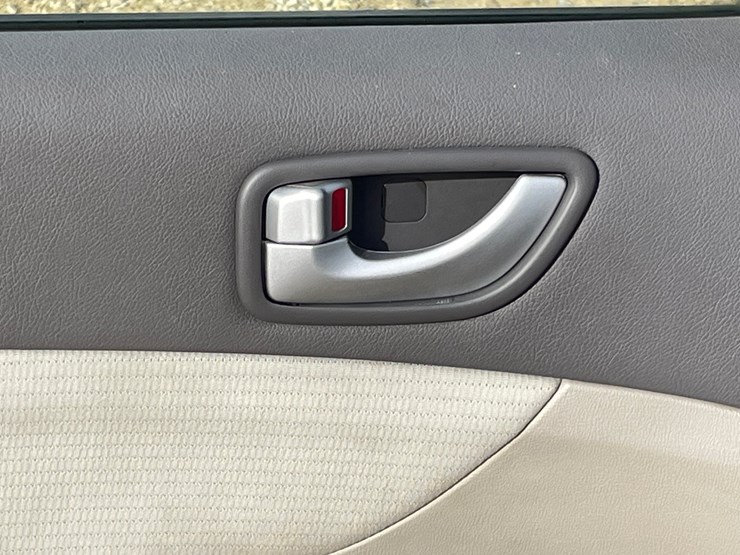 #203-•-2008-hyundai-sonata-(has-wi-title)-image-47